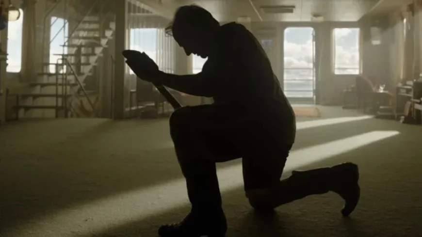 Tom Cruise Unveils ‘Digger’ Comedy Preview at CinemaCon