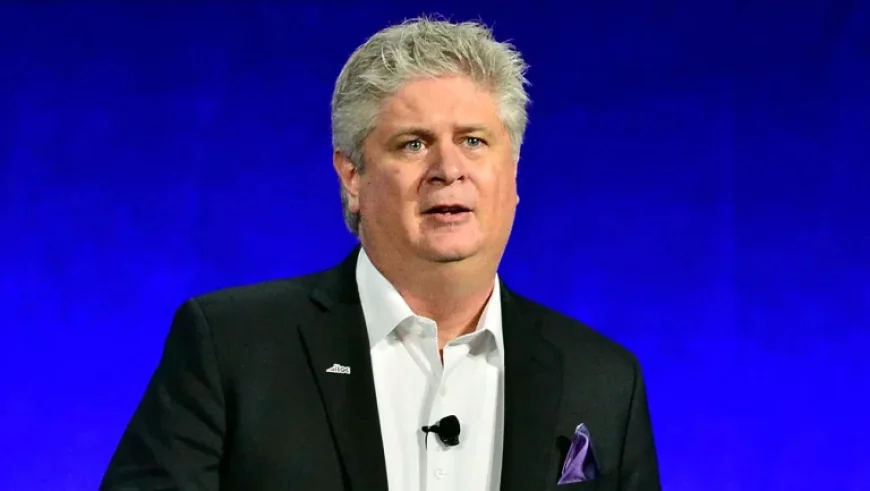 Theater Leader Pledges to Challenge Paramount-Warner Bros. Merger