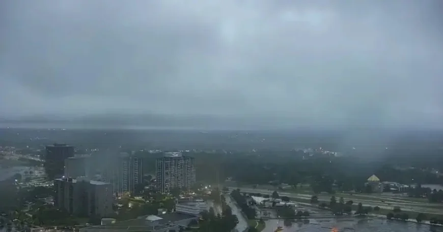 Click On Detroit Weather Forecast: Heavy Rain, Storm Threats, and a 20-Degree Turn in Metro Detroit