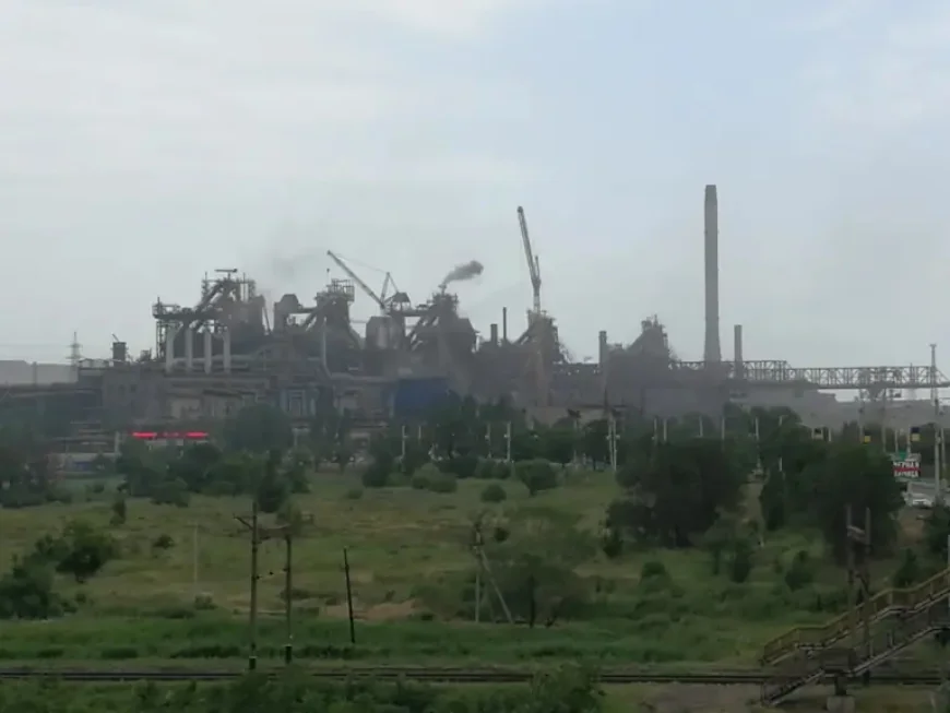 Russia returns to the spotlight as swimming lifts restrictions