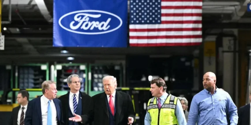 Trump Officials Asked Ford, GM to Manufacture Weapons: Report