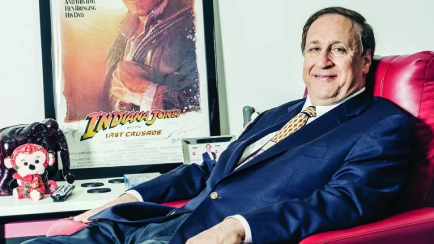 AMC CEO Adam Aron Backs Paramount’s Acquisition of Warner Bros.