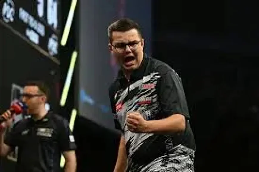 Premier League Darts LIVE: Darts Scores update from Rotterdam as Stephen Bunting faces Josh Rock