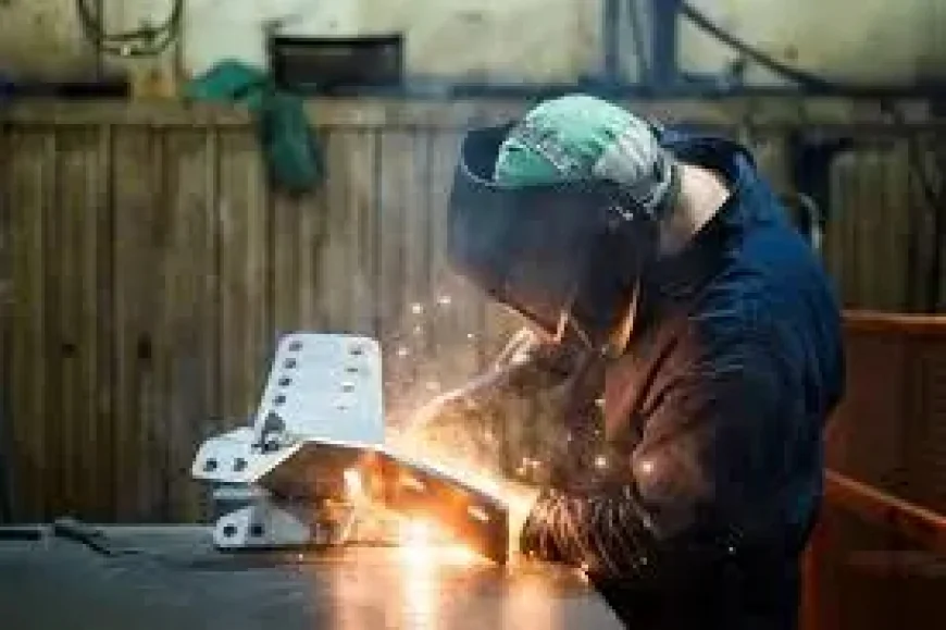 Impact Us Tariffs Canadian Industry as the April 6 shift tests manufacturers