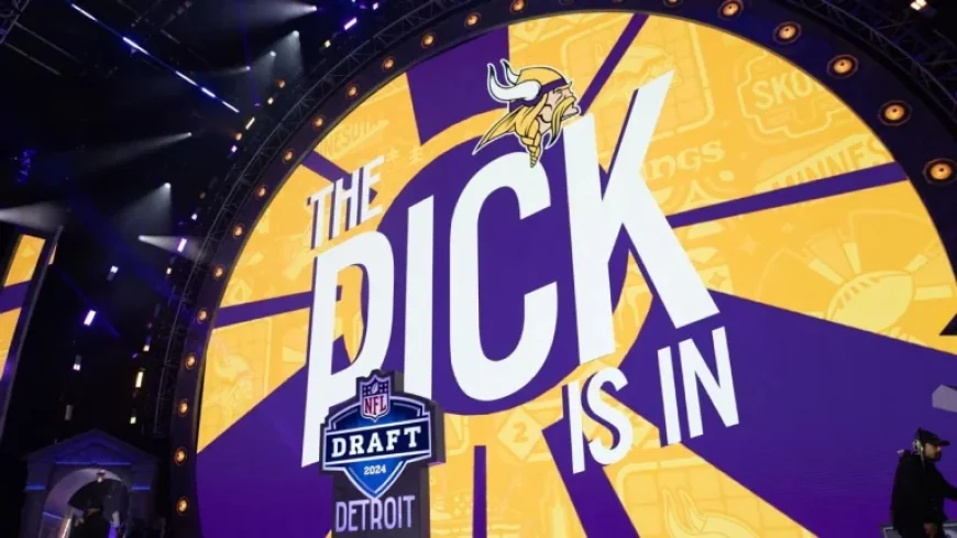 Vikings Trust Interim GM Brzezinski to Lead Draft Success