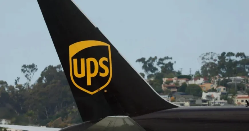 UPS Plane Aborts Landing as Jet Approaches Runway