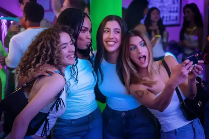 Roommates Netflix: 5 takeaways from a buried college comedy that is better than expected