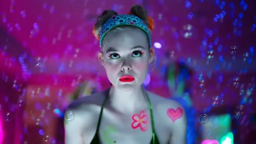 Elle Fanning Proudly Embraces Nudity in ‘Margo’s Got Money Troubles’