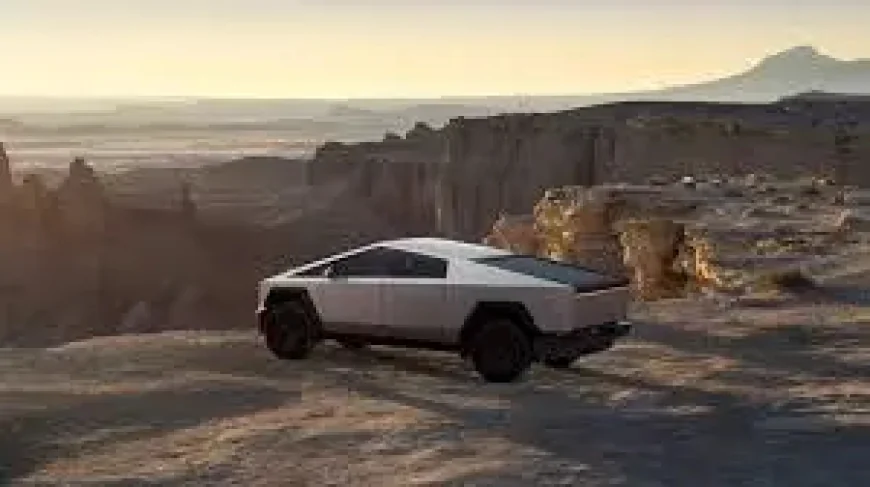 Tesla Cybertruck: 3 Signs Elon Musk’s Own Buyers Are Masking a Sales Slump