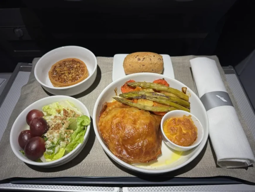 Experiencing American Airlines’ Centennial Beef Wellington in First Class