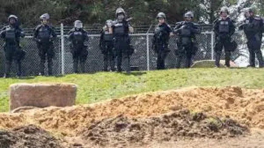 Beagle at the Wisconsin confrontation: what the April 18, 2026 standoff signals