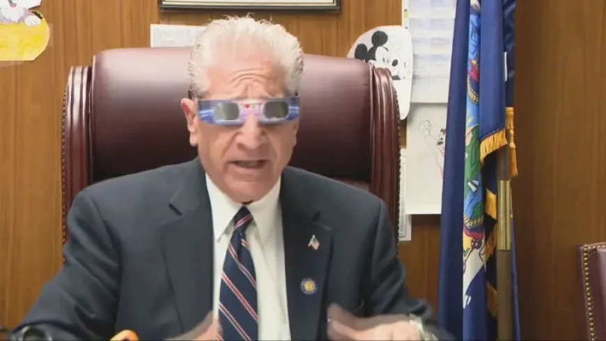 Car Insurance Emerges in Late-Night New York Budget Fight as Budget Extender Looms