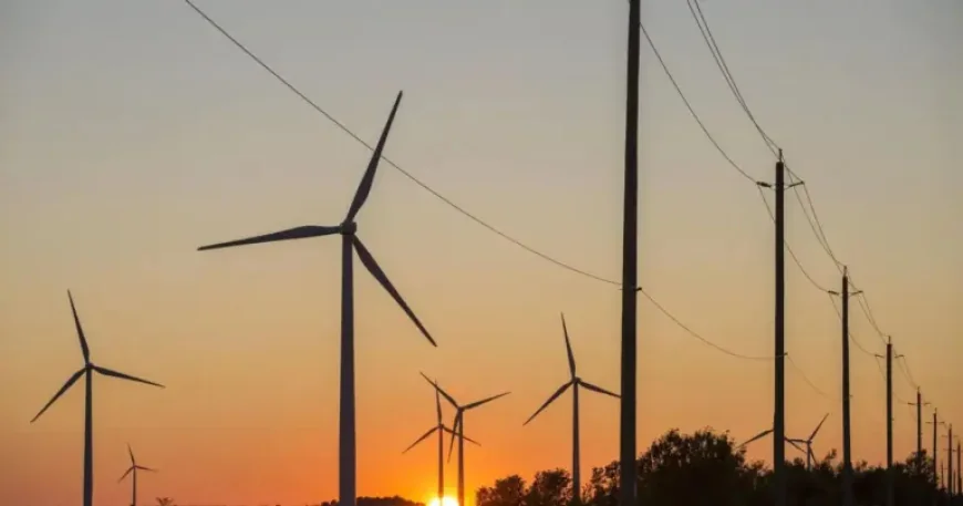 Ottawa Gas Prices Expose a Bigger Problem: Relief at the Pump May Not Last