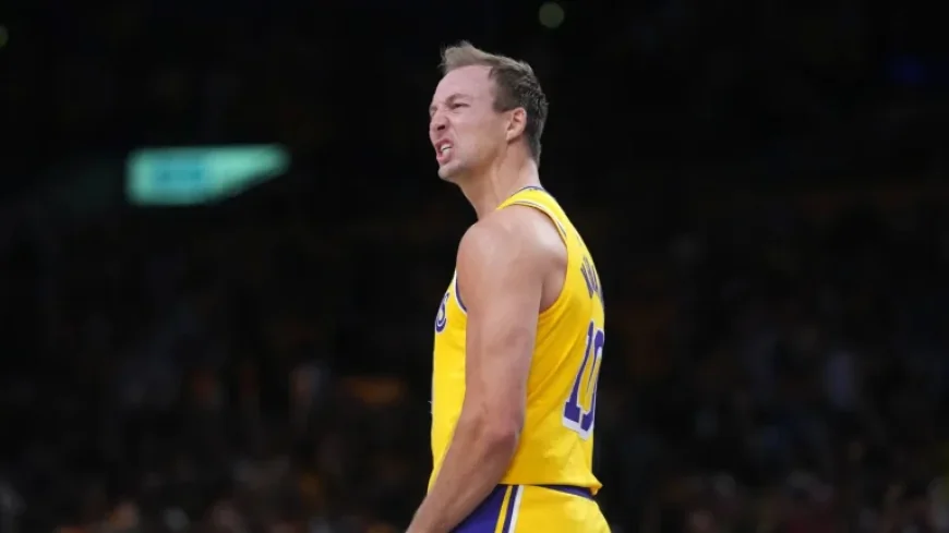 Kennard Shines with 27, LeBron Leads Lakers to 107-98 Win Over Rockets