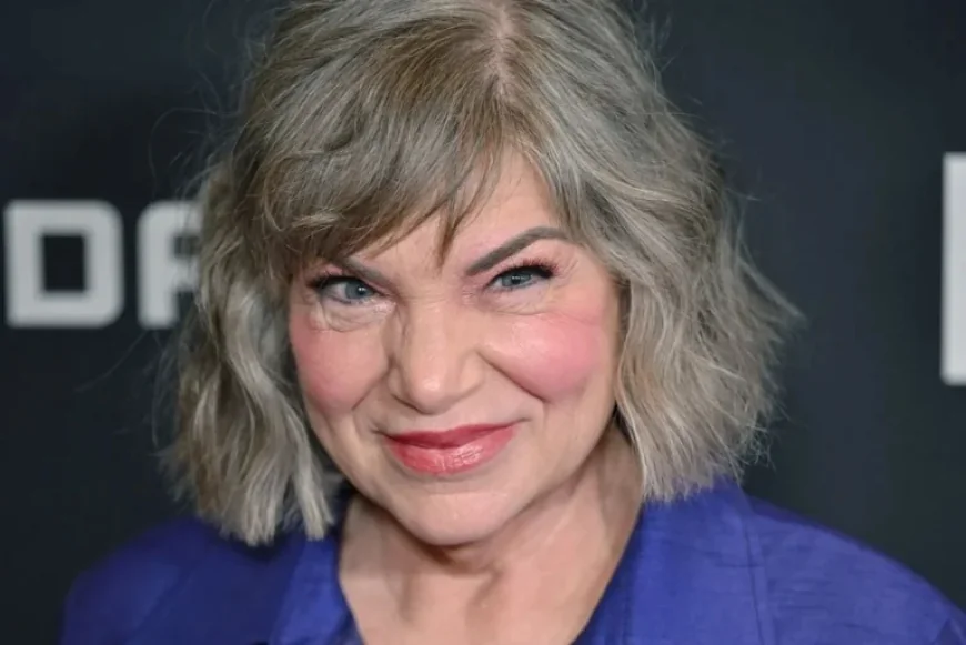 Mindy Cohn Shares Her Cancer Battle on Instagram