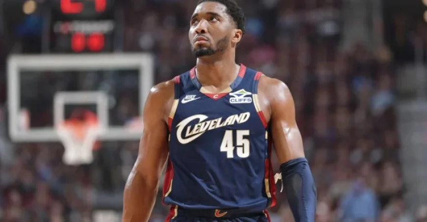 Cavs Battle Raptors in Thrilling Game 2 Showdown