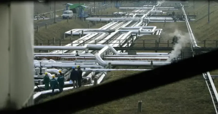 Druzhba Pipeline Reopens as Ukraine Ties Repairs to EU Loan Decision