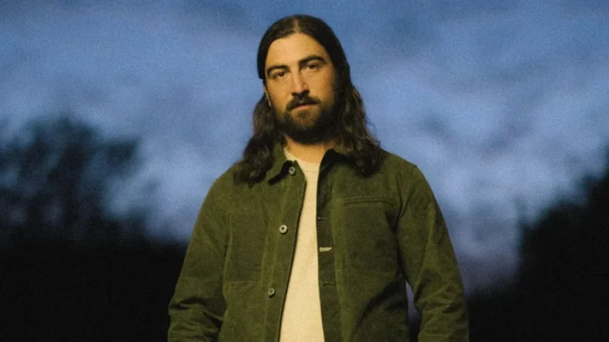 Noah Kahan Commits to Bridging Divides on NPR’s ‘The Great Divide’