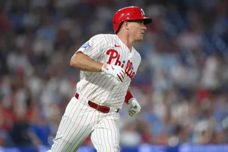 Phillies Add J.T. Realmuto to Injured List