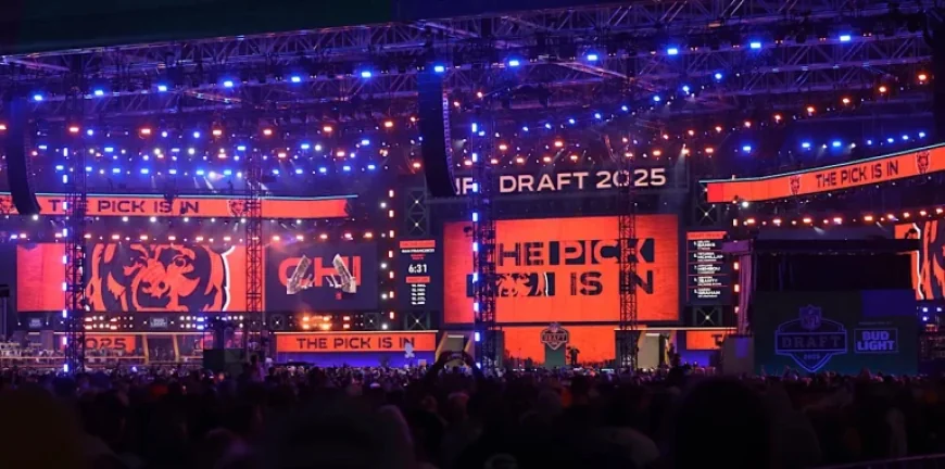 Chicago Bears 7-Round Mock Draft: Version 4.0 Unveiled