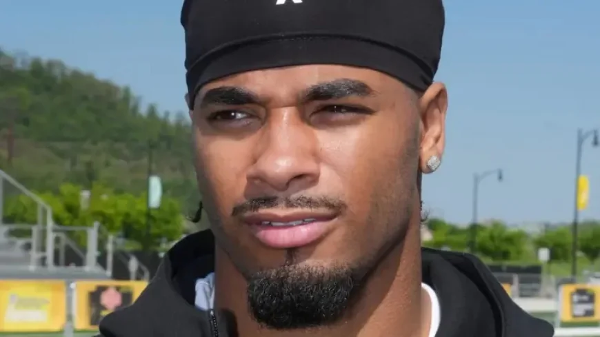 Mansoor Delane and the Dolphins watch the draft clock as 2026 approaches