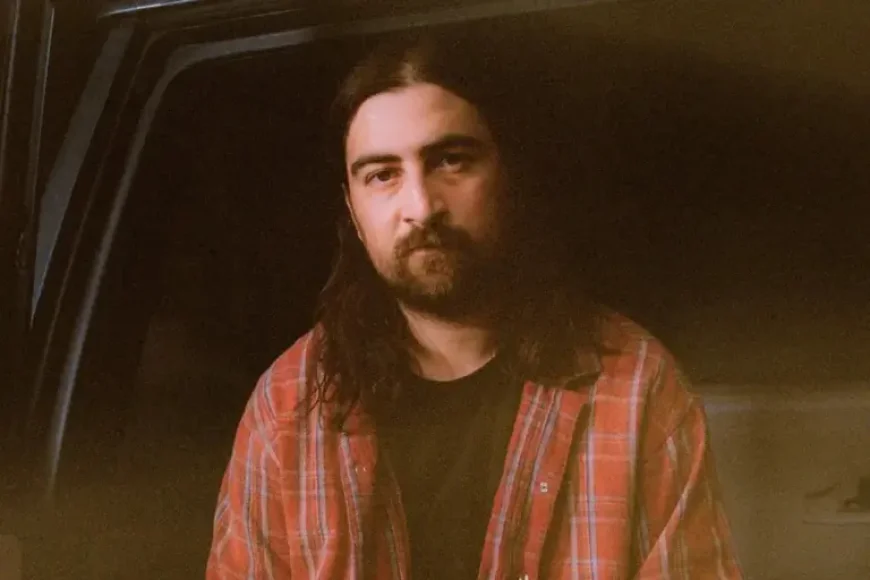 Noah Kahan Great Divide Album as 2026 approaches