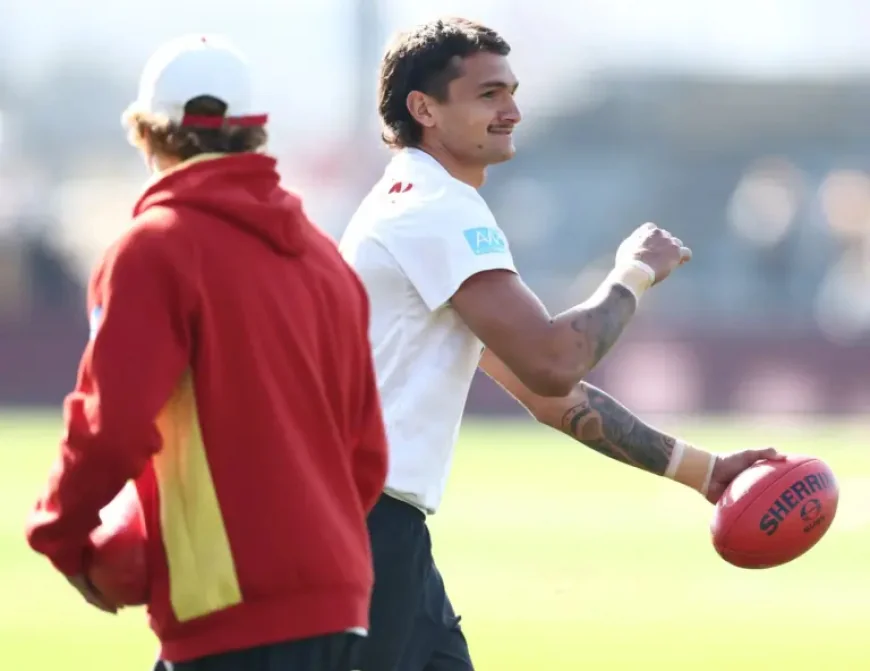 Hawthorn Vs Gold Coast live: Hawks, Suns locked in Anzac Day opener at UTAS Stadium