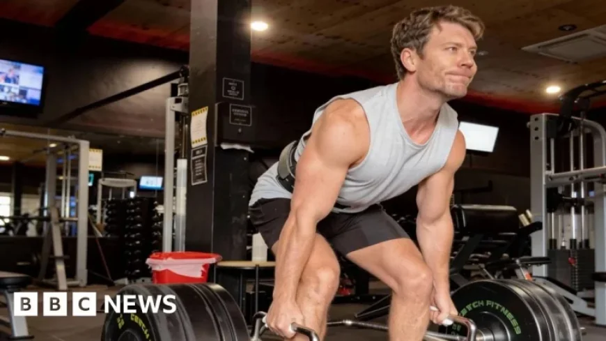 Meet the Pioneers Behind the Anti-Looksmaxxing Movement Online