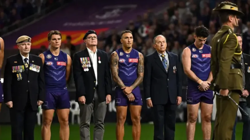Dockers Game: Fremantle’s Len Hall tribute turns a football night into something bigger
