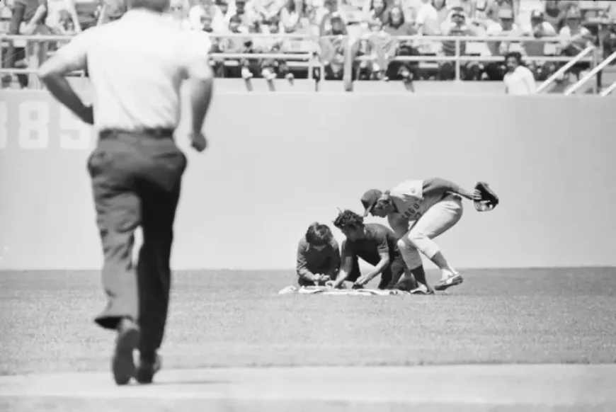 Rick Monday and the flag that still defines a baseball moment 50 years later