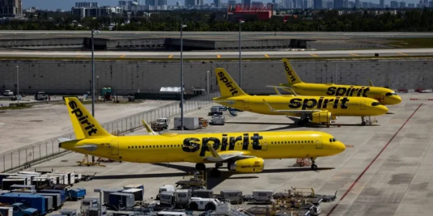 U.S. Weighs Defense Production Act for Spirit Airlines Bailout