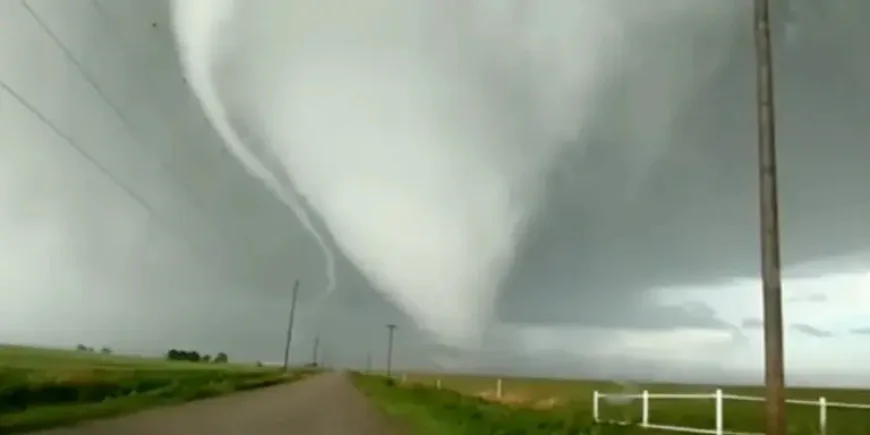Extreme Weather Returns Monday as Midwest Faces a High-Stakes Turn