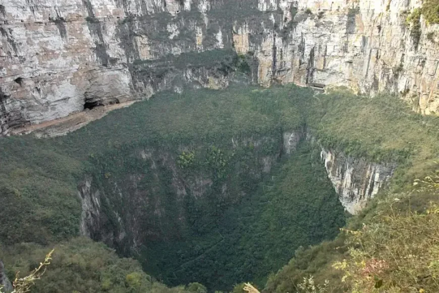 World’s Deepest Sinkhole China Reveals a 626-Metre Hidden World Beneath the Limestone