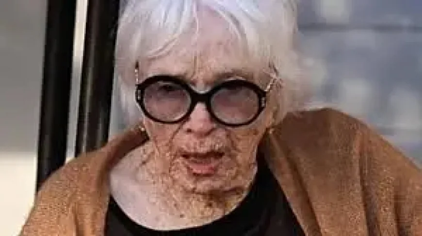 Shirley Maclaine Malibu Lunch Seen Days Before 92nd Birthday