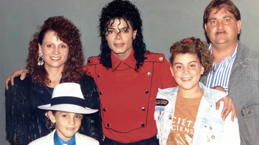 ‘Leaving Neverland’ Director Criticizes ‘Michael’ for Overlooking Abuse Allegations