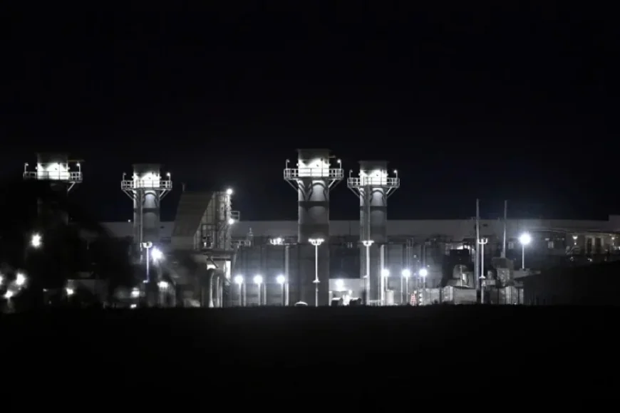 Texas: Data Centers and Home Builders Vie for Electricians