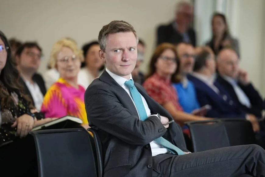 Torsten Bell concedes on Pension Schemes Bill Mandation Power
