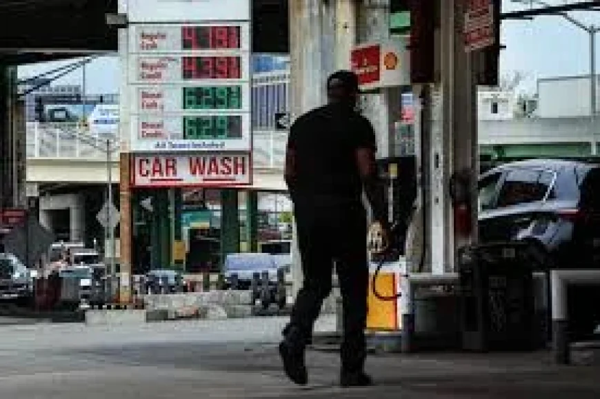 Patrick de Haan Warns Gas Prices Could Rise 10–20 Cents
