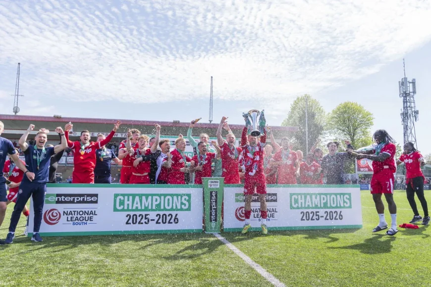 Worthing Fc Win National League South Title With 2-0 Victory