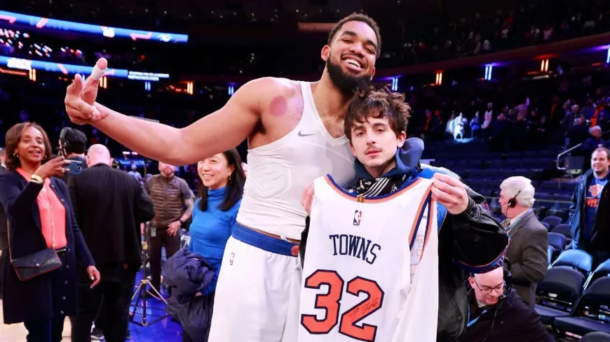 Jordyn Woods Sees Kylie Jenner and Timothée Chalamet in Knicks Date Night