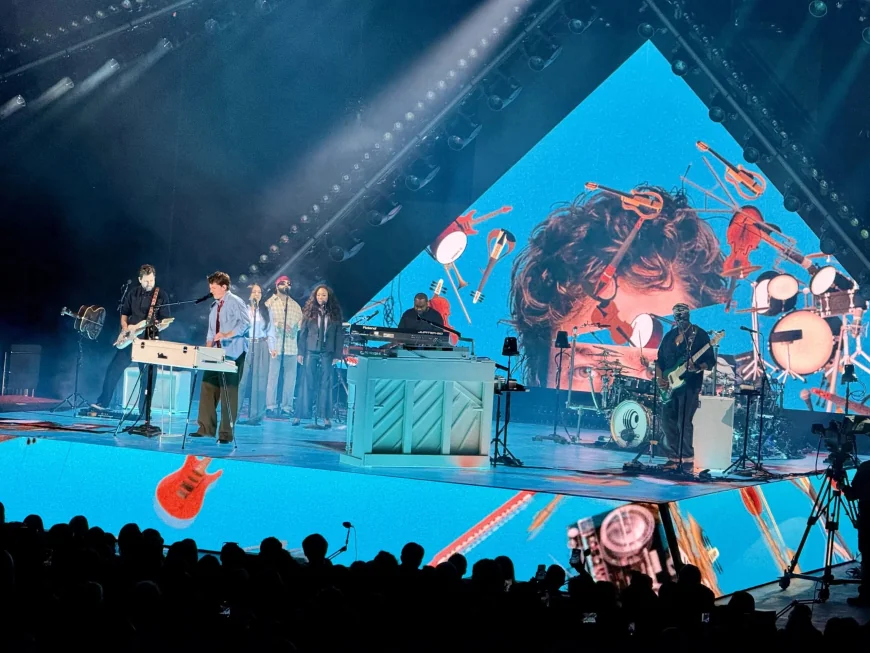 Charlie Puth Brings Kenny Loggins Onstage at Santa Barbara Bowl