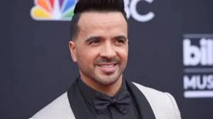 Luis Fonsi lifts Despacito past 9 billion YouTube views