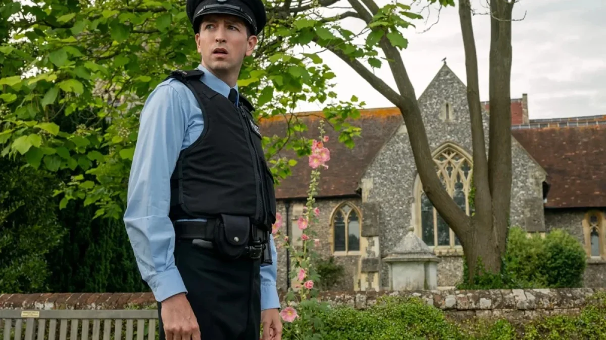 Nicholas Braun Finds Tim Derry’s Stakes in The Sheep Detectives