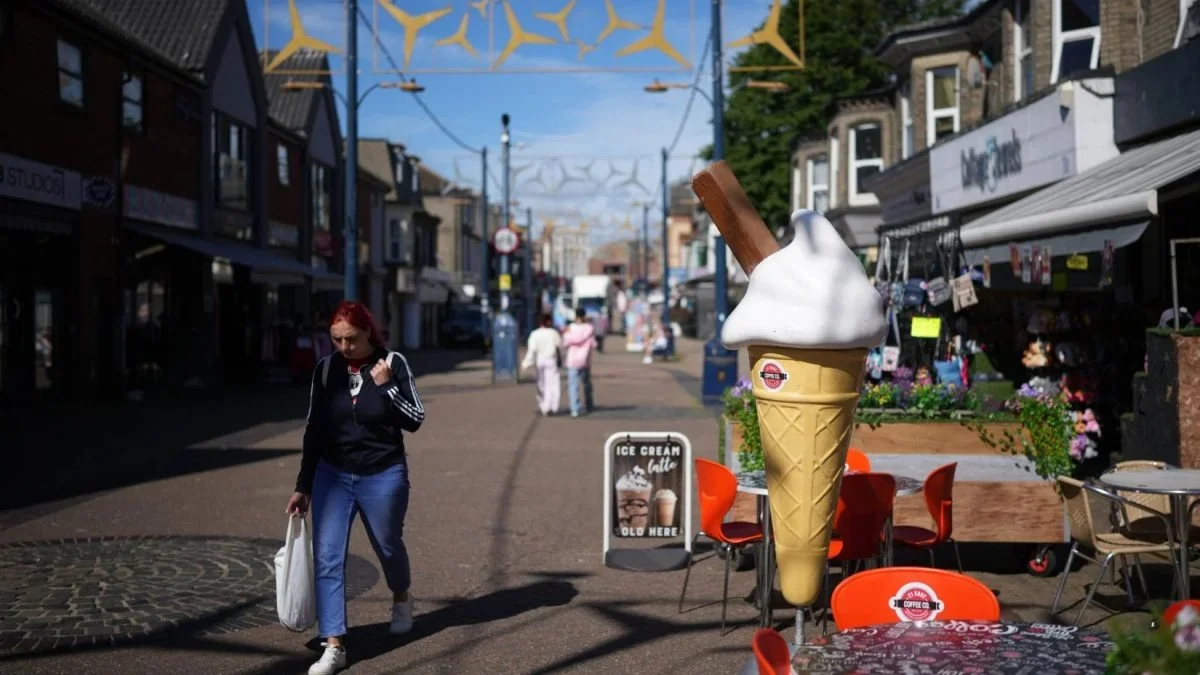 Rupert Lowe's Far-Right Movement Draws 350 at Great Yarmouth Rally
