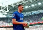 Steven Gerrard Celebrates Virgil Van Dijk Winner in Crosby Bar