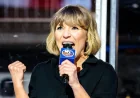 Véronique Claveau sings Canadian anthem at UBS Arena before Titanique