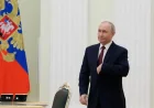 Viktoria Bonya Presses Poutine, Kremlin Responds to 13 Million-Subscriber Video