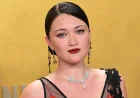 Isa Briones Warns Broadway Crowd After The Pitt Yells