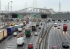 Broken down vehicle blocks one lane at Dartford Crossing