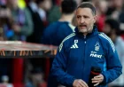 Vitor Pereira Drops Gibbs-White and Wood for Chelsea Trip